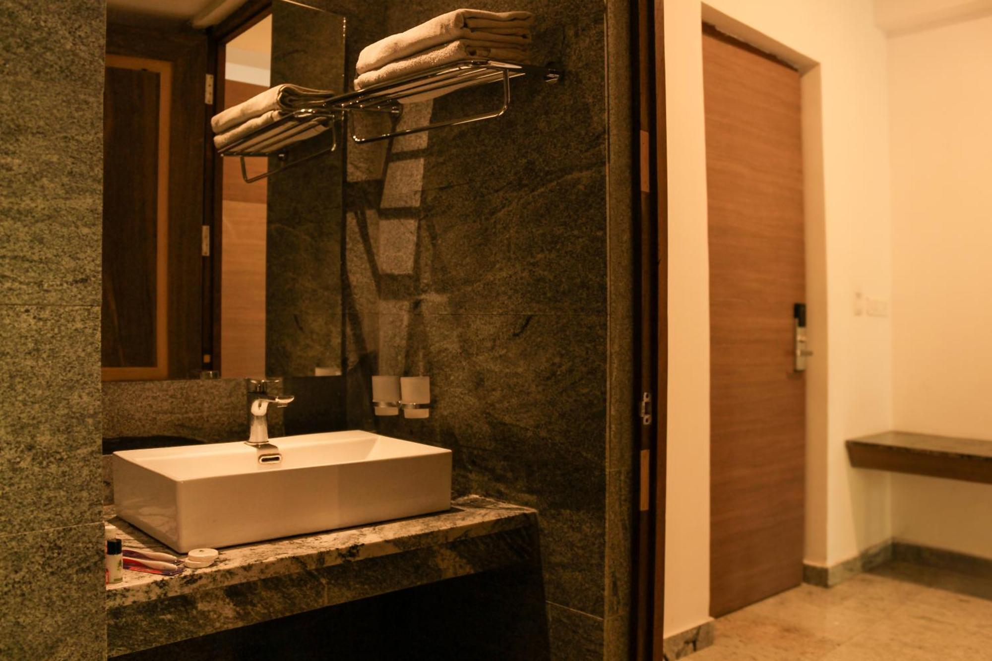 Meridian Hill Top Yercaud Εξωτερικό φωτογραφία